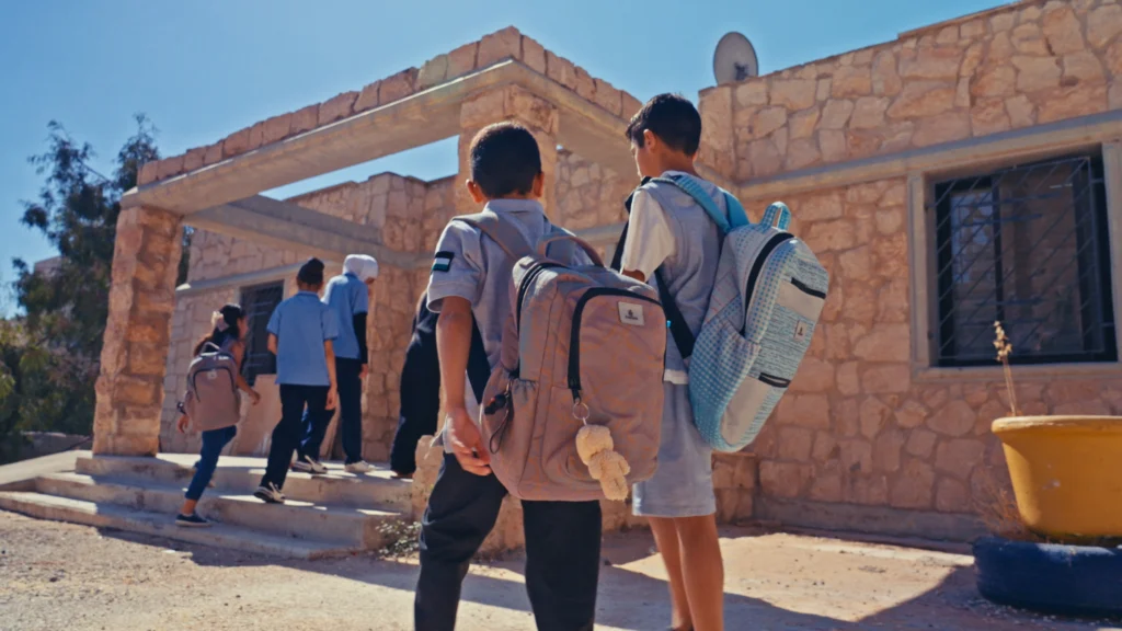 Emirates Donates 834 New Bagpacks to Kids from Upscaled Waste of A380, 777 Cabins