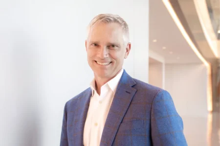 American Airlines CEO Robert Isom Salary in 2025