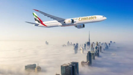 Emirates Places $38 Billion Boeing 777X Order at Dubai Airshow 2025