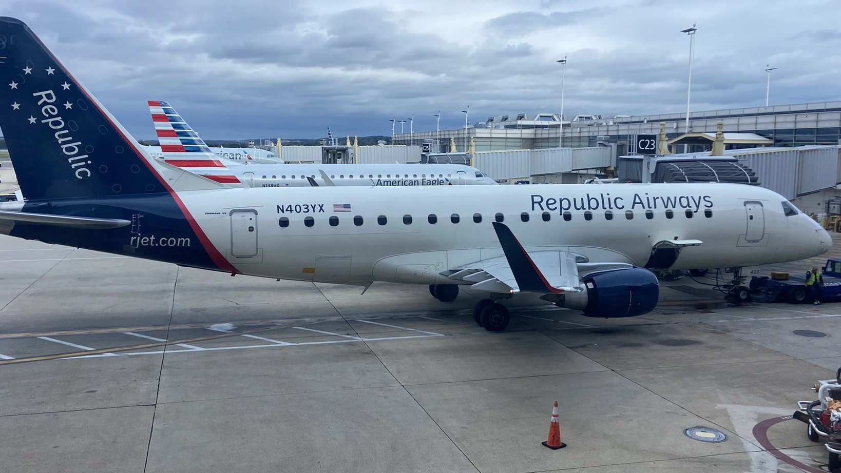 Republic Airways Now World’s Largest Embraer E-Jet Operator After ...