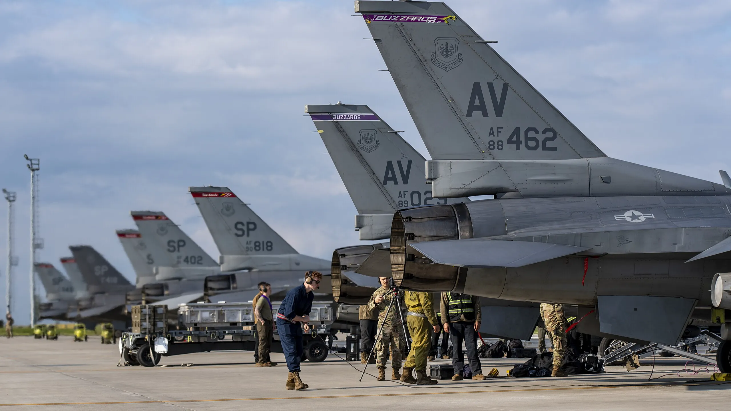 DoD taps Sabena Aerospace to service European F-16s for Ukraine, boosting fleet readiness and air defense support today!