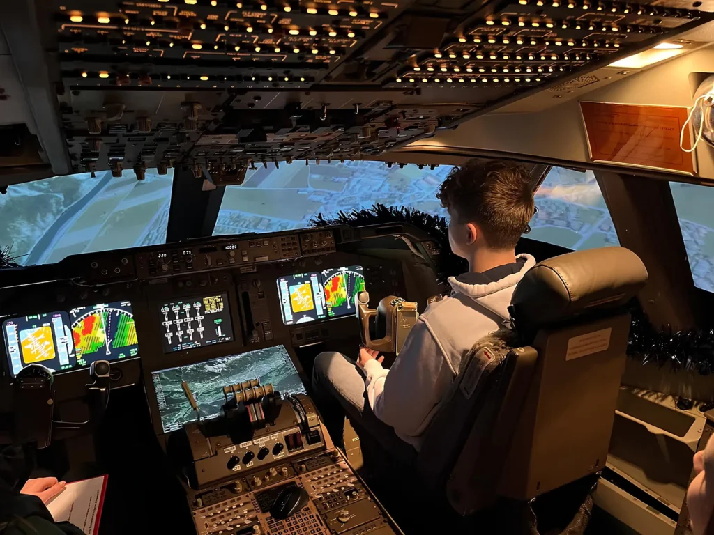 The Deck Boeing 747 Simulator for Sale in Manchester