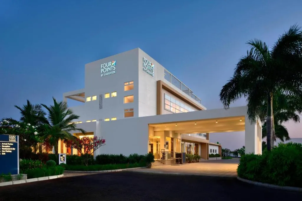 American Woman Used Fake Marriott Family Link for 14 Nights in Singapore