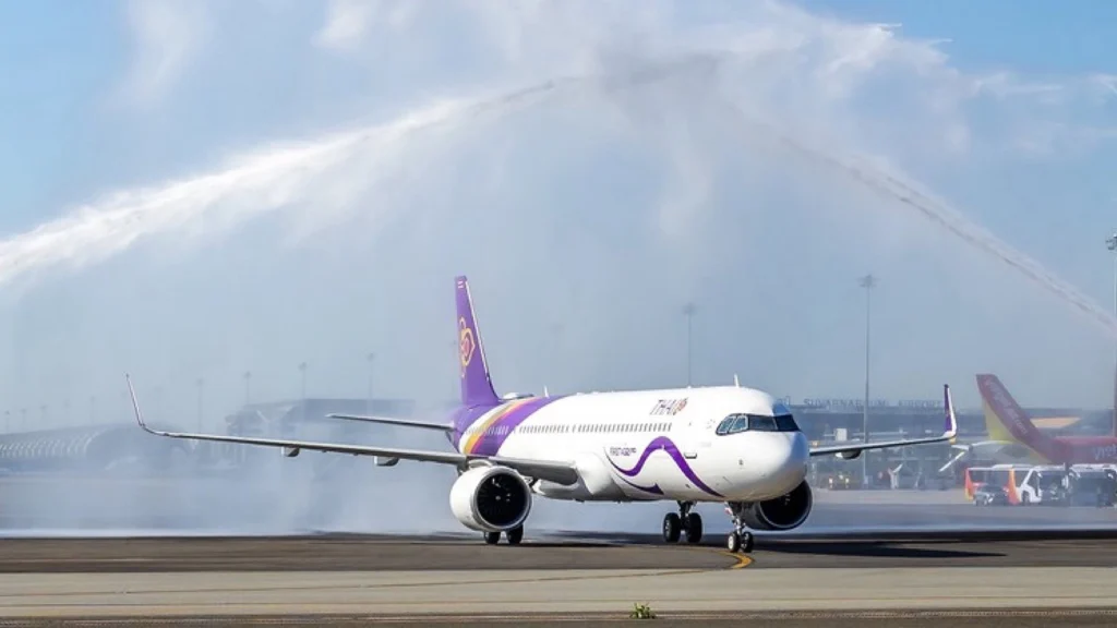 Thai Airways Takes Delivery of First Airbus A321neo