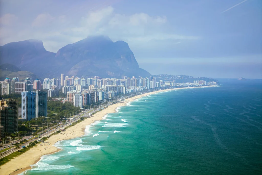 Air Canada (AC) has launched a new nonstop seasonal service connecting Toronto and Rio de Janeiro, expanding its South America network.