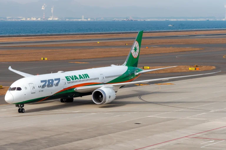 EVA Air Boeing 787-9