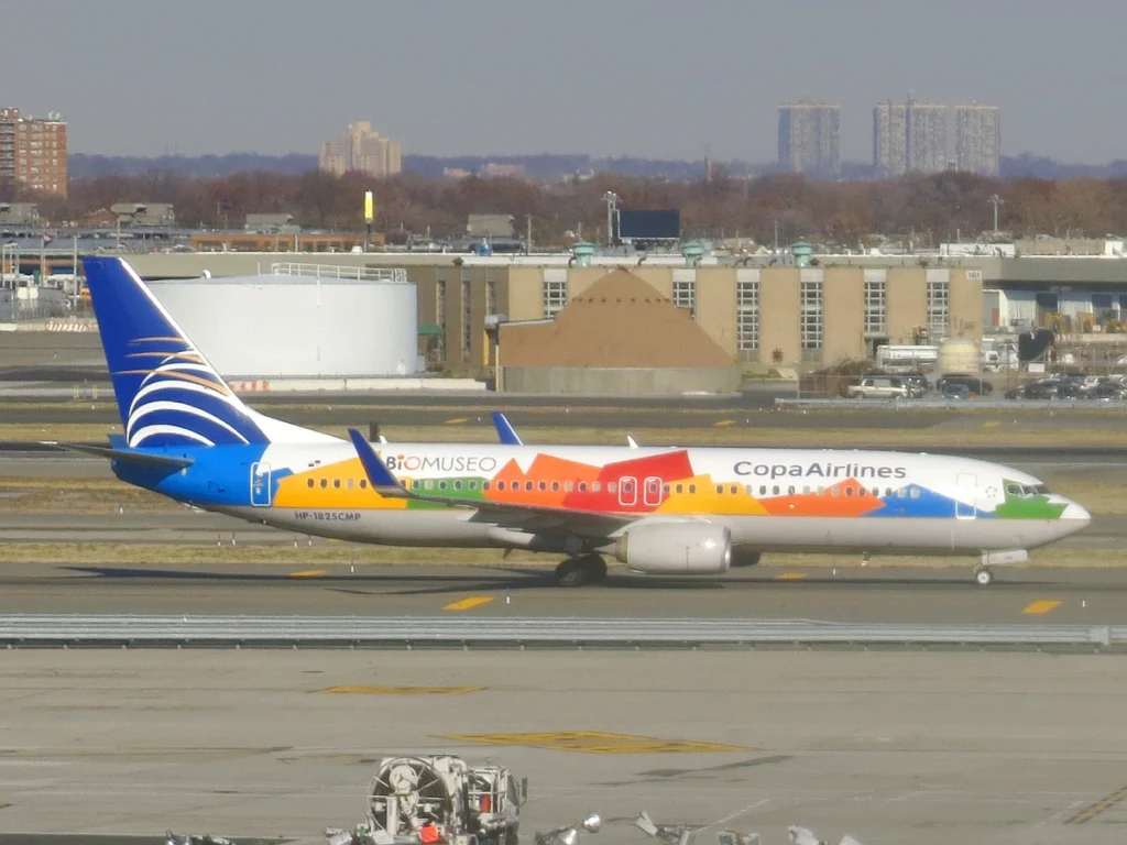 Top 9 Latin American Airlines in 2026 by On-Time Performance