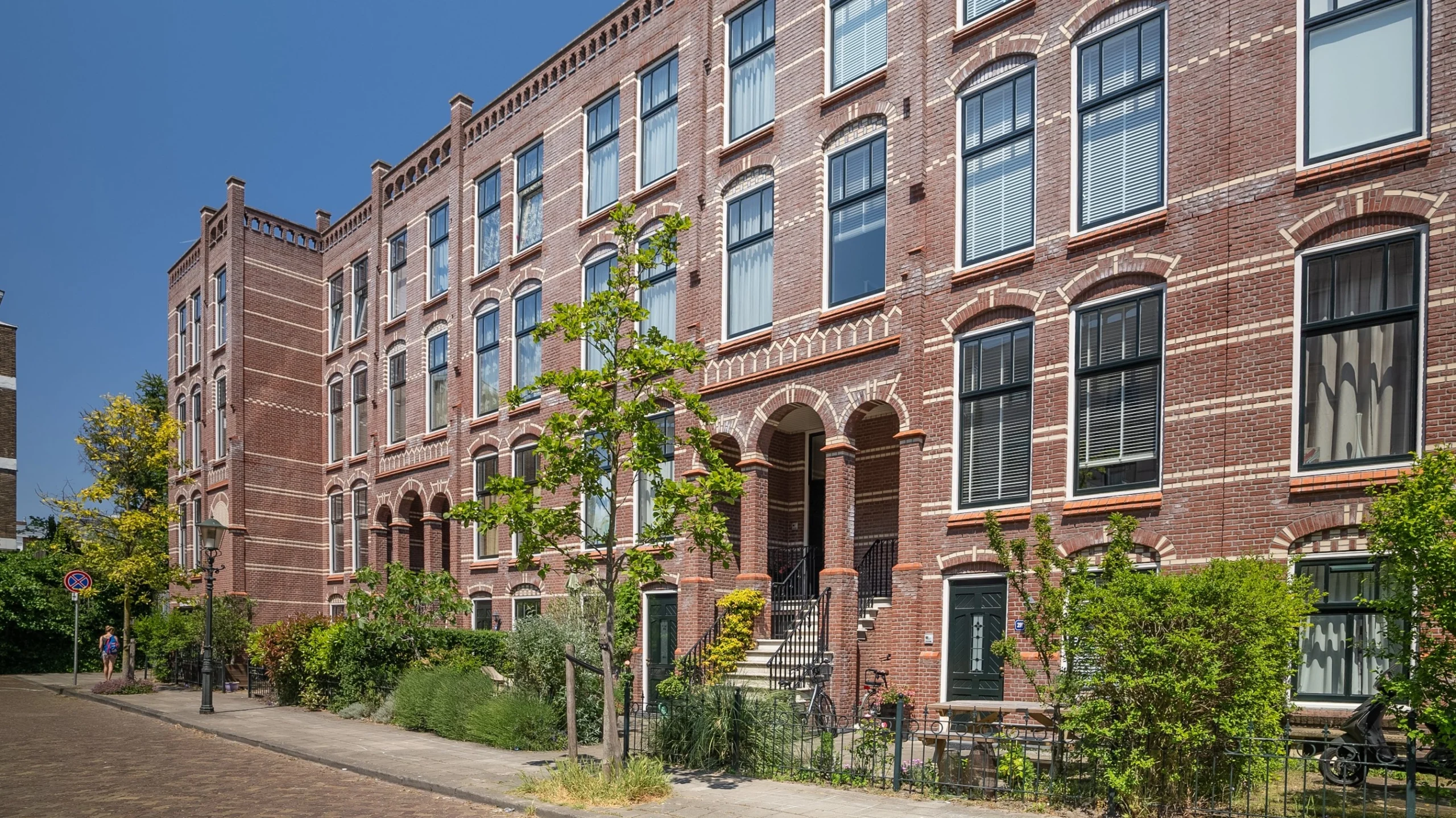 10 Safest Cities in the World in 2026, No. 6 Will Surprise You!!