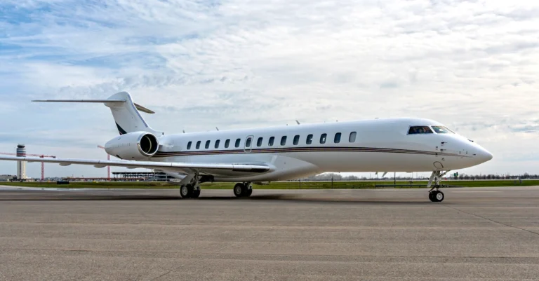 Bombardier’s Delivers First Longest Range Business Jet in the World in Asia