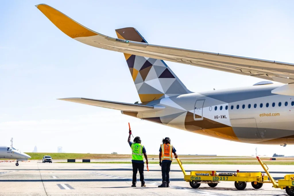 Etihad Airways (EY) has reportedly terminated 15 Pakistani employees based in Abu Dhabi, United Arab Emirates (UAE), triggering concern among expatriate communities and raising questions about evolving labour dynamics in the Gulf aviation sector.