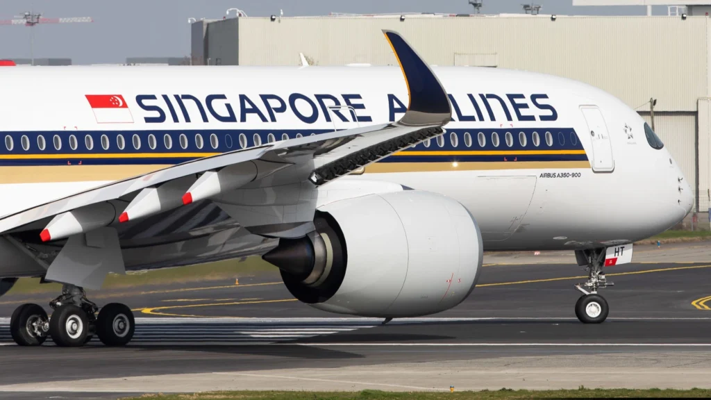 Singapore Airlines Passenger Files Lawsuit Over Life-Threatening Situation