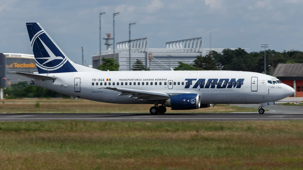 TAROM 737 Pilot Collapses Mid-Flight After Zero Sleep, Triggers Emergency