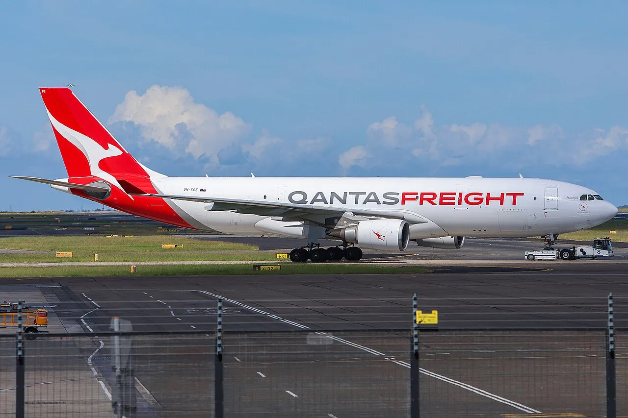 Qantas Freighter New Flights Connects Sydney, Shanghai, Singapore