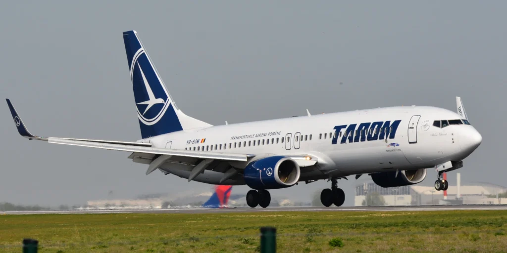 TAROM 737 Pilot Collapses Mid-Flight After Zero Sleep, Triggers Emergency