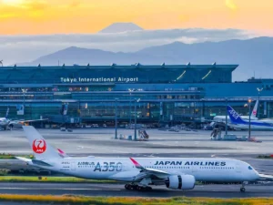 Top 10 Cleanest Airports in the World in 2026