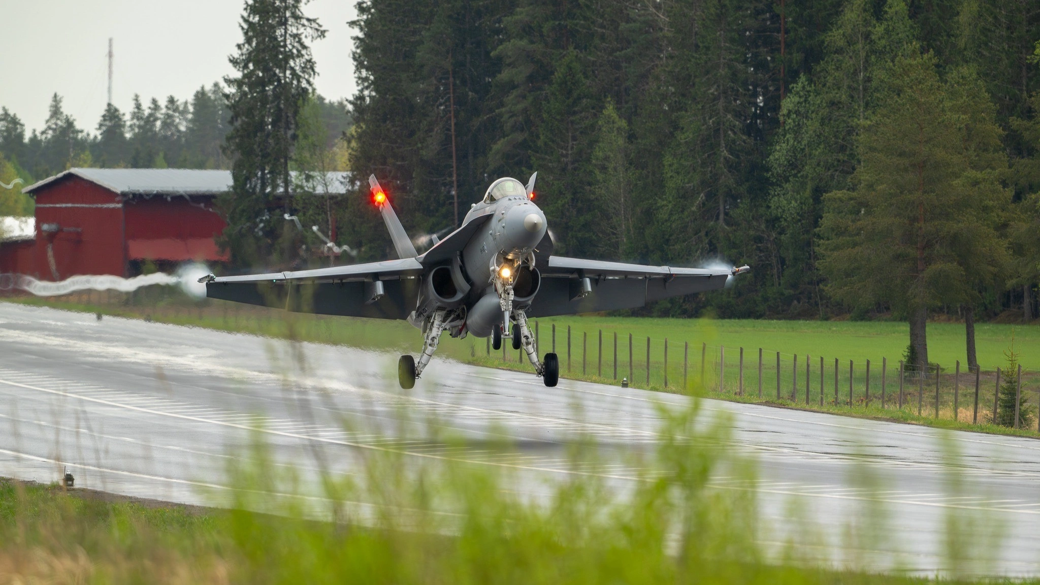 Italian Air Force F-35 Conducts 1st Highway Operations in Finland
