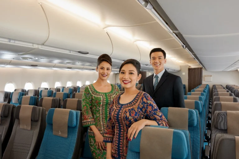 Singapore Airlines Staff Earn Praise for Recovering Passenger’s Ring Before Landing