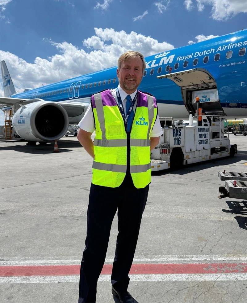 King Willem-Alexander Flies First KLM A321neo AMS–OTP Service