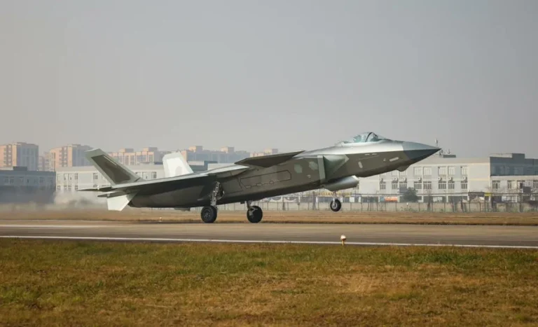 Can China’s PL-16 Outmatch America’s Newest Missile?