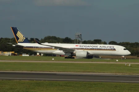 Singapore Airlines New York Flight with A350 Makes U-Turn
