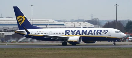 Ryanair 737 Diverts at Last Minute After Pilots Says Aircraft Needed Longer Runway