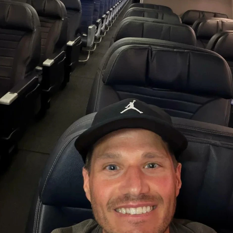 United Boeing 737 Flies With Just One Passenger Following British Airways Disruption