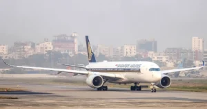 Singapore Airlines Delays S$1.1 Billion A350 Cabin Makeover to 2027 Amid Seat Certification