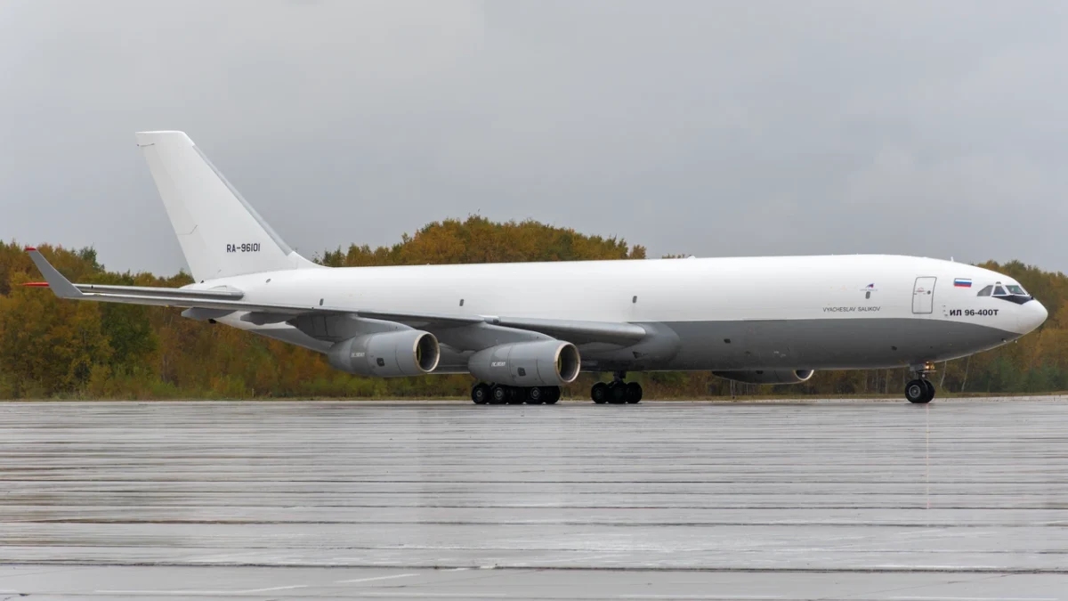 Russia Merging Airlines Due to Shortage of New Aircraft and Engines