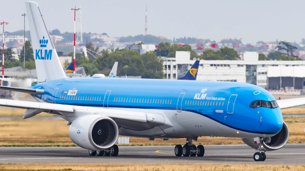 KLM’s First Airbus A350-900 Completes Maiden Flight Ahead of Delivery