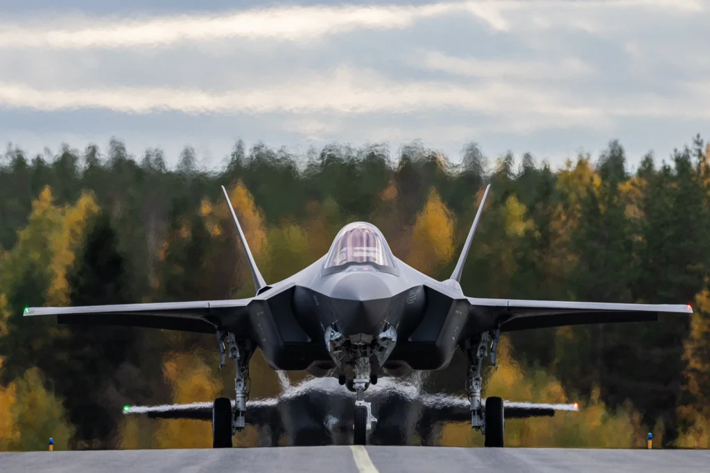 Finland Receives 1st Batch of Most Advanced Fighter Jets in the World