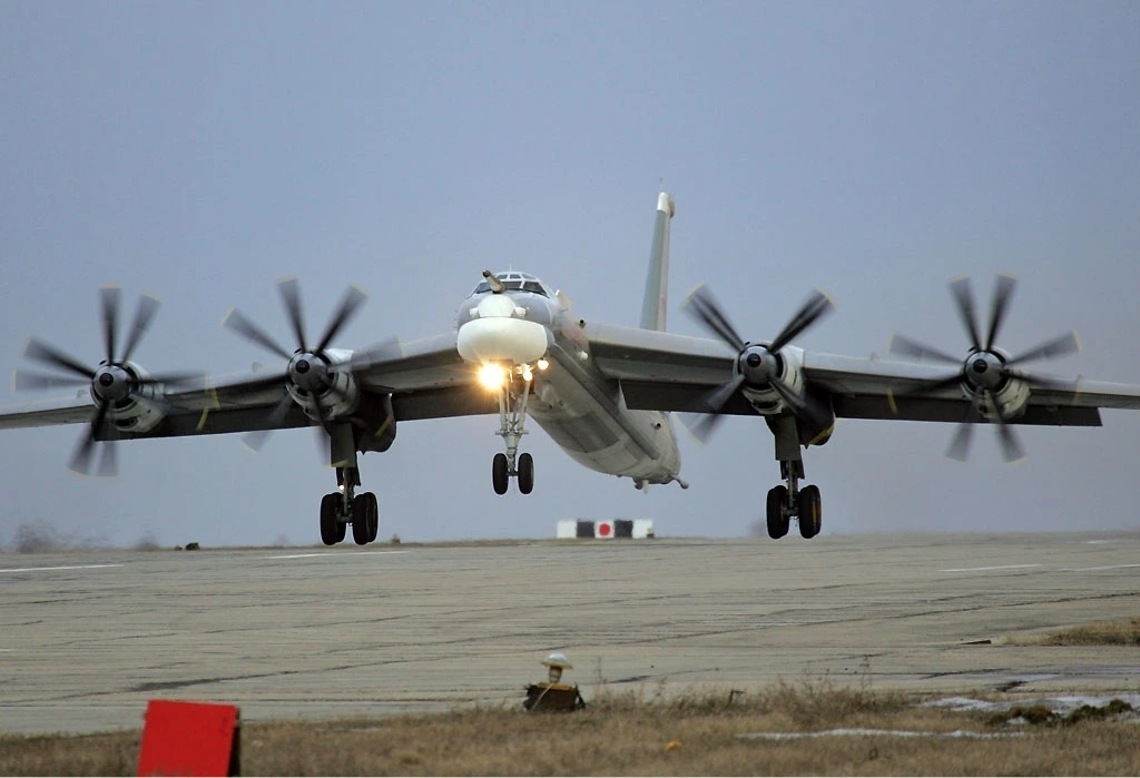 Russian Nuclear Bomber Tu-95 Plane Crashes Shortly After Takeoff