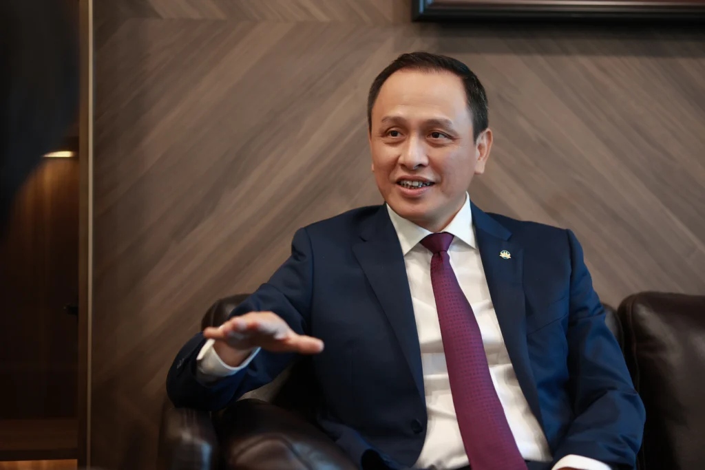 Vietnam Airlines CEO Salary in 2026
