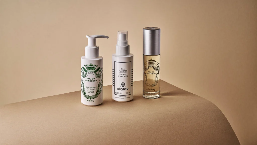 Singapore Airlines Unveils New Amenity Kits for All Cabins, Also for Children