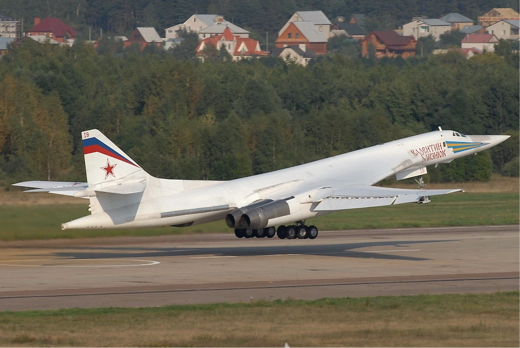 Russian military aircraft industry will modernize Tu-160